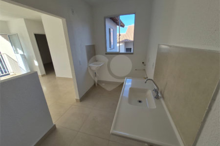 Indaiatuba - Sp - Vila Vic Florença - R$ 290.000,00 - Apartamento de 48m²,, no andar de cima, dois quartos, um banheiro, cozinha e sala, uma vaga de garagem. Condomínio fechado. Apartamento está do jeito que foi entregue . Area de lazer no condominio - Área do condomínio: Churrasqueira