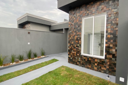 Casa à venda com 2 quartos, sendo 1 suíte, em Santa Helena, Três Lagoas, MS