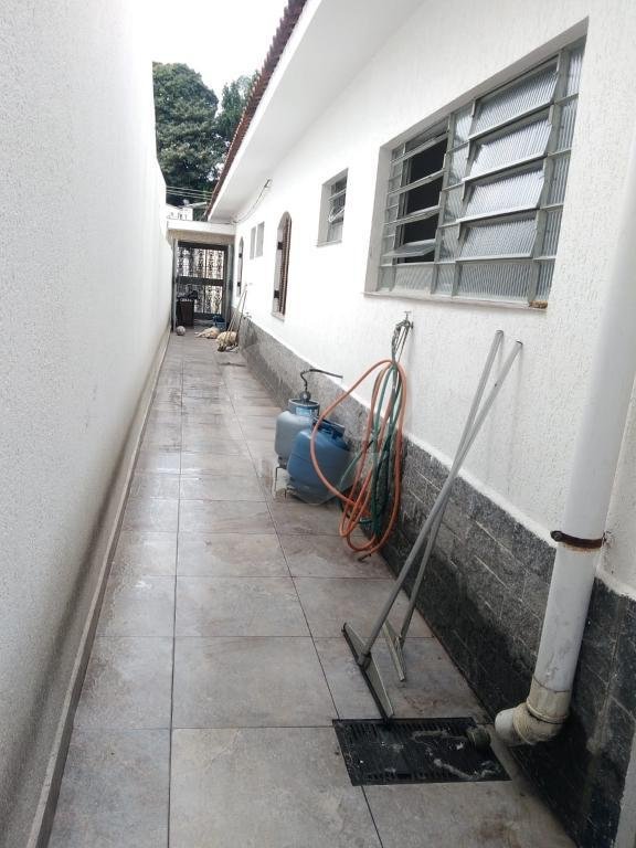 Casa à venda com 3 quartos, sendo 1 suíte,  em Chora Menino, São Paulo, SP