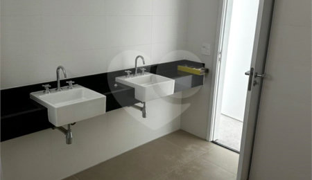 Apartamento à venda com 4 suítes em Água Branca, São Paulo, SP