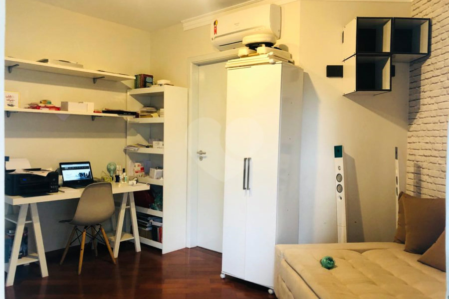 Sobrado à venda com 3 suítes em Tremembé, São Paulo, SP