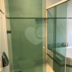 Casa à venda com 5 quartos, sendo 3 suítes, no condomínio Mansões da Prata, Rio de Janeiro - RJ