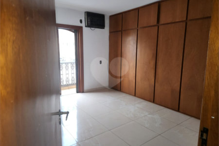 Sobrado à venda ou para alugar com 4 quartos, sendo 2 suítes, no Centro, Araraquara, SP