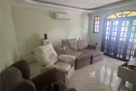 Casa à venda com 5 quartos, sendo 4 suítes, em Campo Grande, Rio de Janeiro, RJ