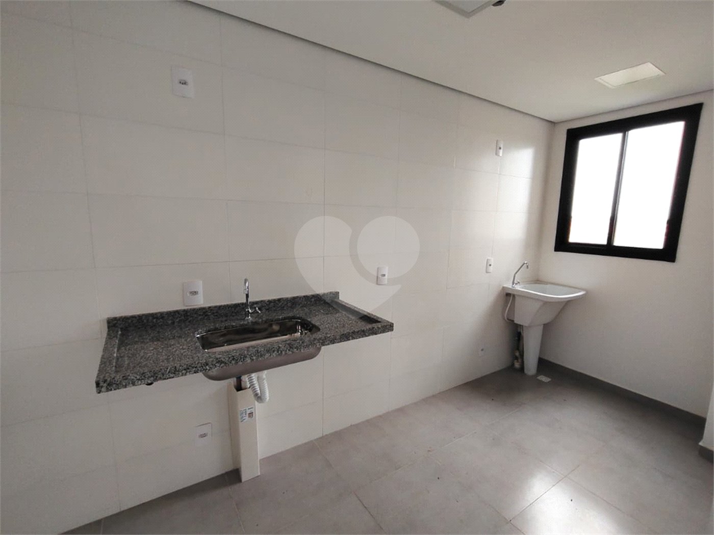 Duplex à venda com 2 quartos, sendo 1 suíte, em Vila Ginez, Itapetininga, SP