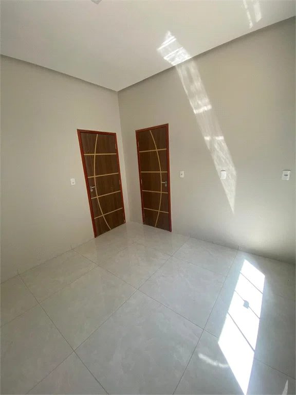 Casa à venda com 3 suítes em Açucena, Balsas, MA