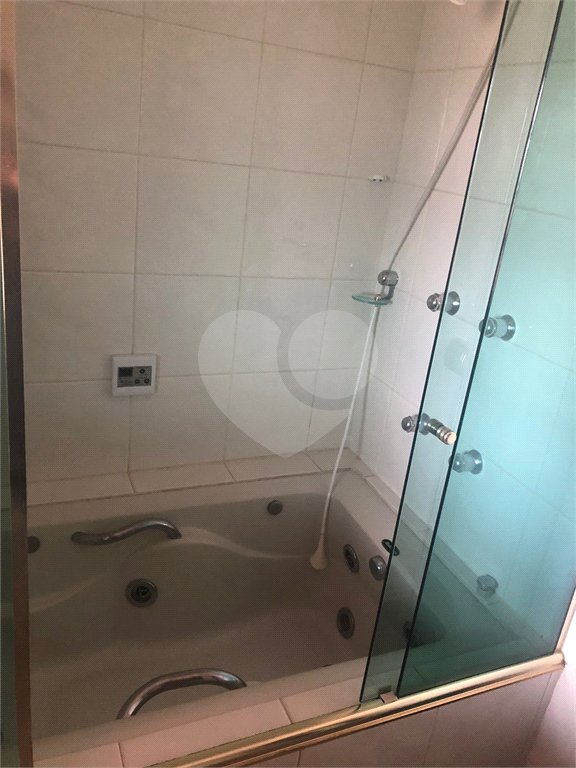 Sobrado à venda com 4 quartos, sendo 1 suíte, em Freguesia do Ó, São Paulo, SP
