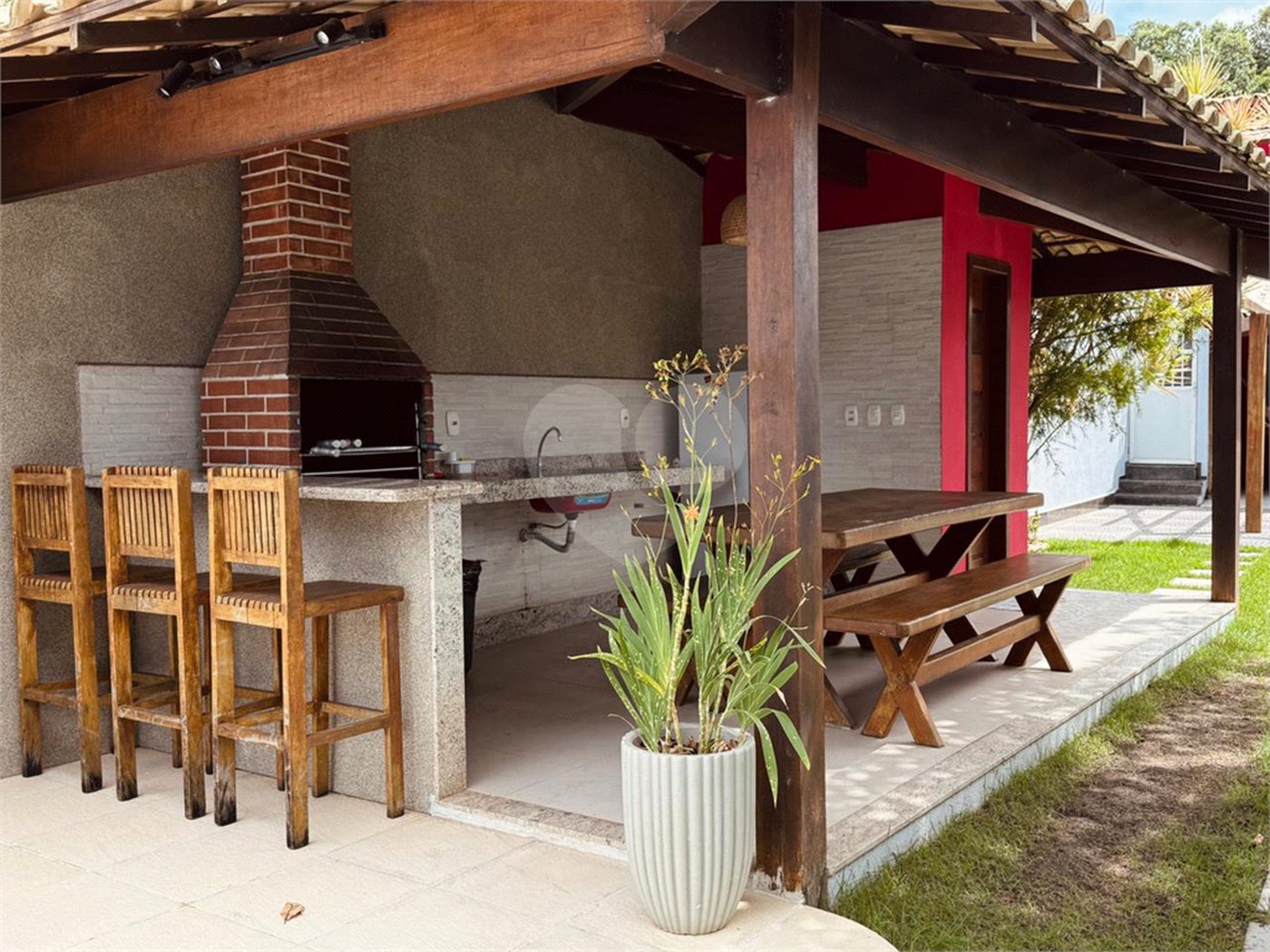 Apartamento para alugar com 1 suíte em Taperapuan, Porto Seguro, BA