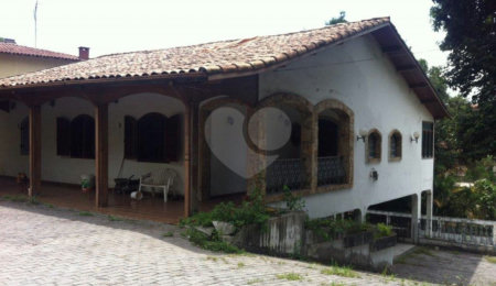 Casa à venda com 3 quartos, sendo 1 suíte,  em Tremembé, São Paulo, SP