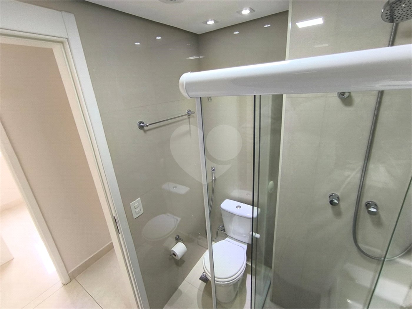 Apartamento à venda com 2 quartos, sendo 1 suíte, em Jardim Vazani, São Paulo, SP