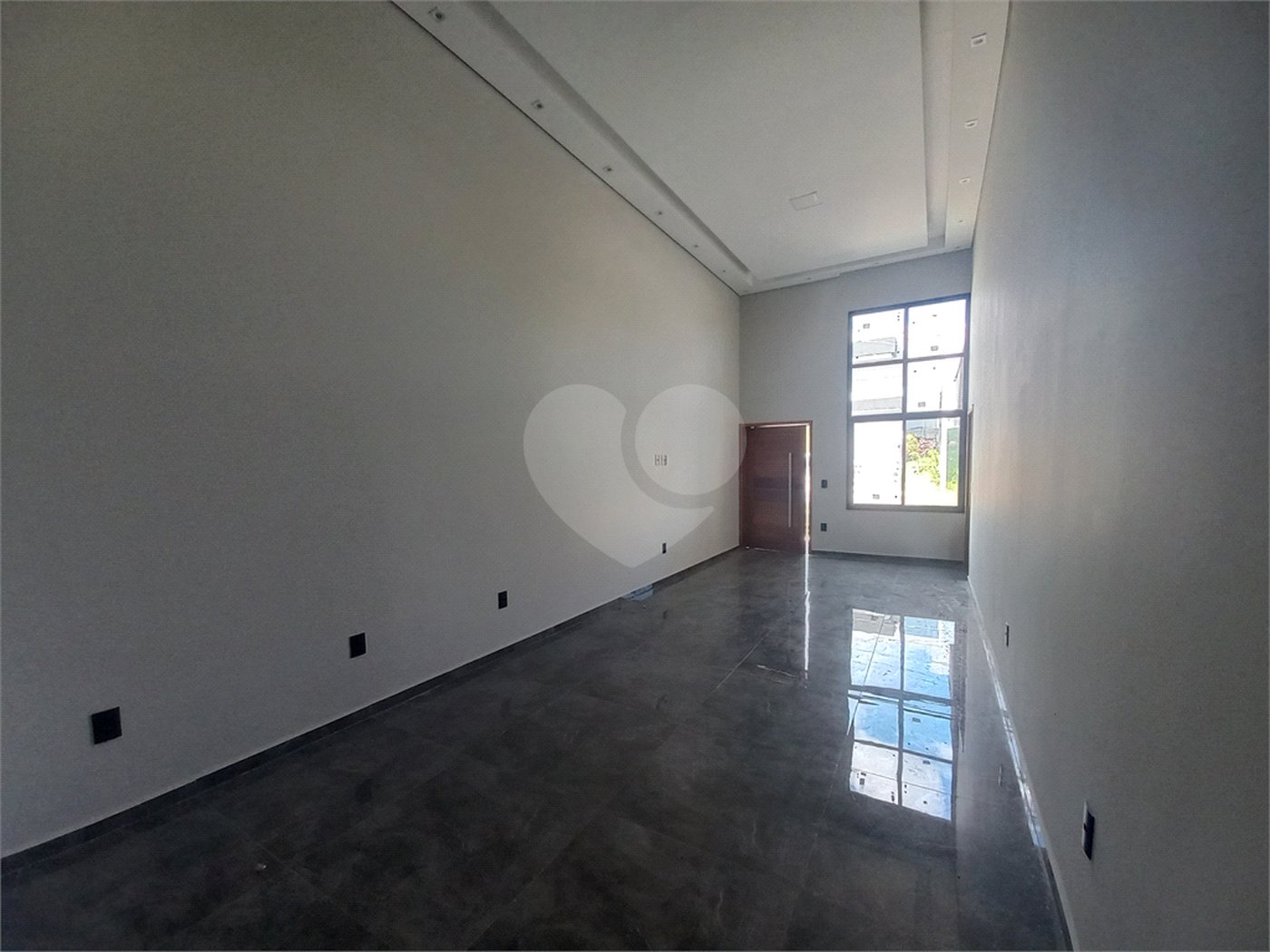 Casa à venda com 3 quartos, sendo 1 suíte, no condomínio Horto Florestal Villagio, Sorocaba - SP