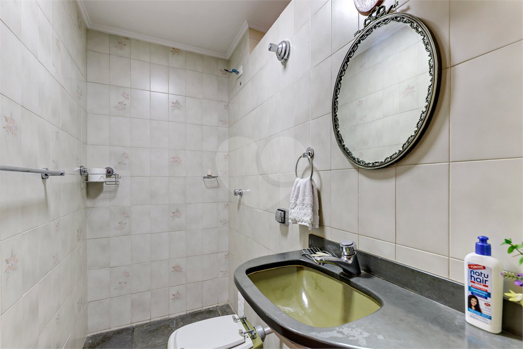 Casa à venda com 3 quartos, sendo 1 suíte, em Alto da Boa Vista, São Paulo, SP