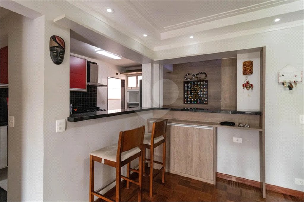 Apartamento à venda com 3 quartos em Vila Pompéia, São Paulo, SP