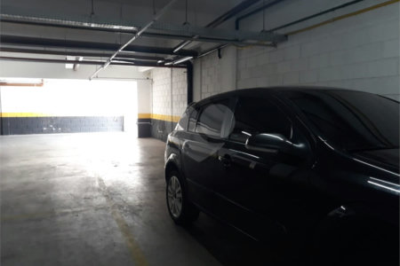 Apartamento à venda ou para alugar com 2 quartos, sendo 1 suíte,  em Vila Santa Isabel, São Roque, SP