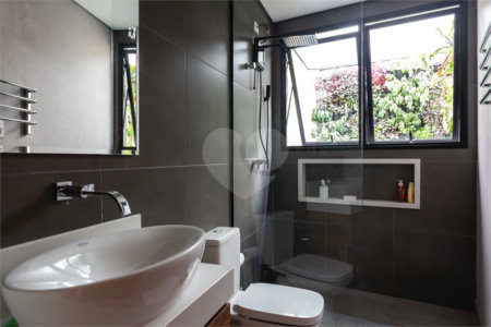 Casa Térrea à venda com 3 quartos, sendo 2 suítes,  em Vila Ipojuca, São Paulo, SP