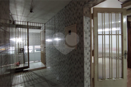 Sobrado à venda ou para alugar com 5 quartos, sendo 1 suíte, em Vila Parque Jabaquara, São Paulo, SP