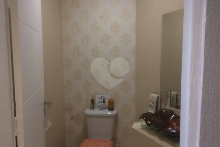 Casa à venda com 4 quartos, sendo 3 suítes, em Jardim São Paulo(zona Norte), São Paulo, SP