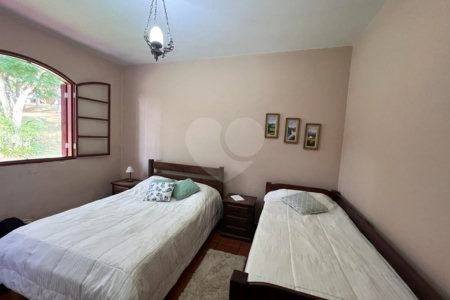 Chácara à venda com 5 quartos, sendo 2 suítes, em Taiaçupeba, Mogi das Cruzes, SP