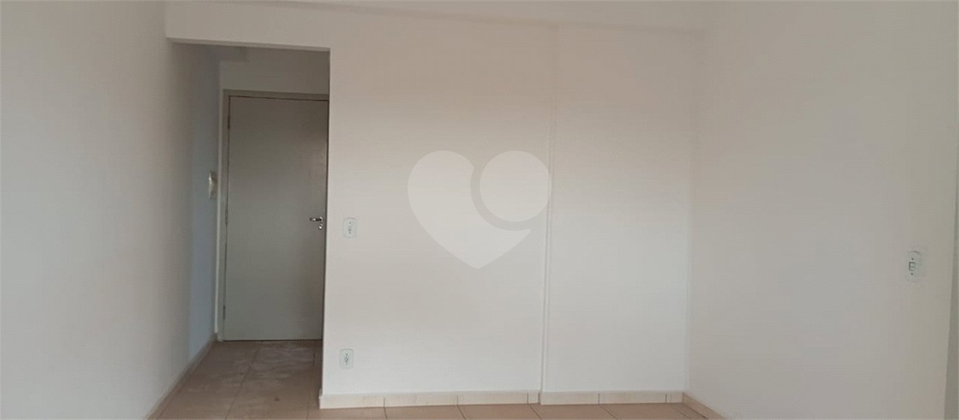 Apartamento à venda com 3 quartos, sendo 1 suíte,  em Picanço, Guarulhos, SP