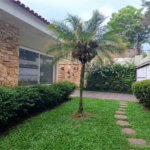 Casa Térrea à venda com 4 quartos, sendo 3 suítes, em Jardim Morumbi, São Paulo, SP