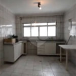 Sobrado à venda com 3 quartos em Vila Lageado, São Paulo, SP