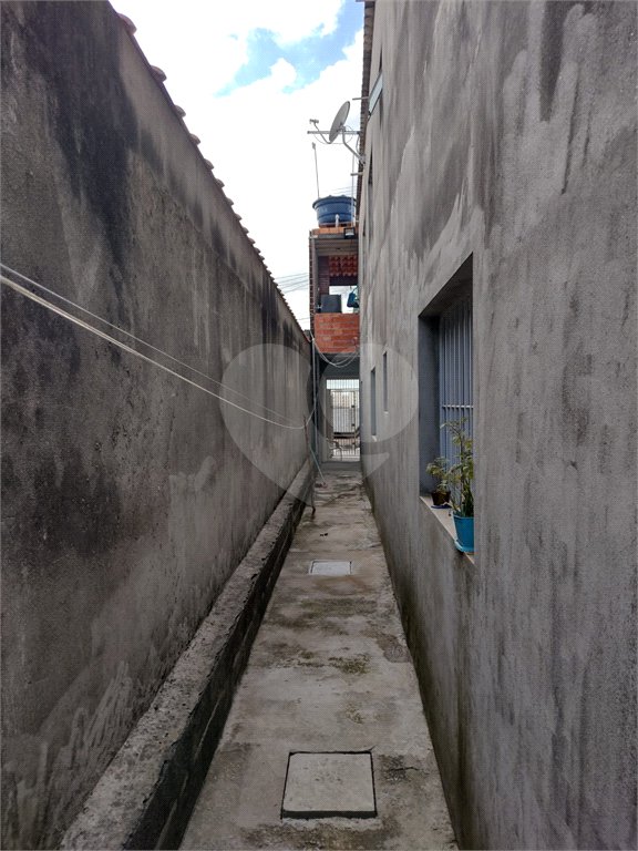 Sobrado à venda com 3 quartos em Parque Residencial Casa Branca, Suzano, SP