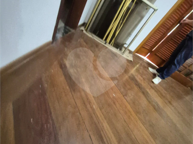 Casa à venda com 4 suítes no condomínio Alpes da Cantareira, Mairiporã - SP