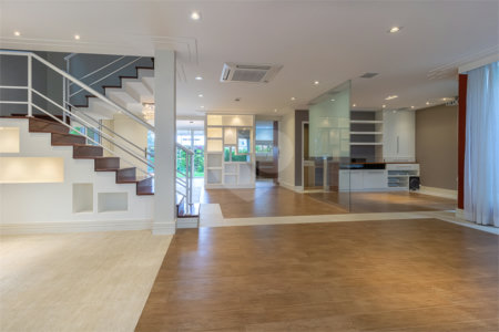 Casa à venda com 4 suítes no condomínio Las Cumbres, São Paulo - SP