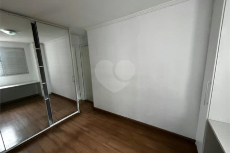 Apartamento à venda com 2 quartos, sendo 1 suíte, em Vila Suzana, São Paulo, SP