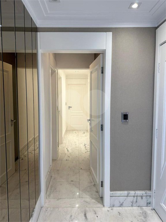 Apartamento à venda com 3 quartos, sendo 1 suíte, em Pompéia, São Paulo, SP