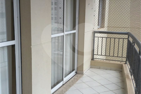 Apartamento à venda com 3 quartos, sendo 2 suítes, em Vila Romana, São Paulo, SP