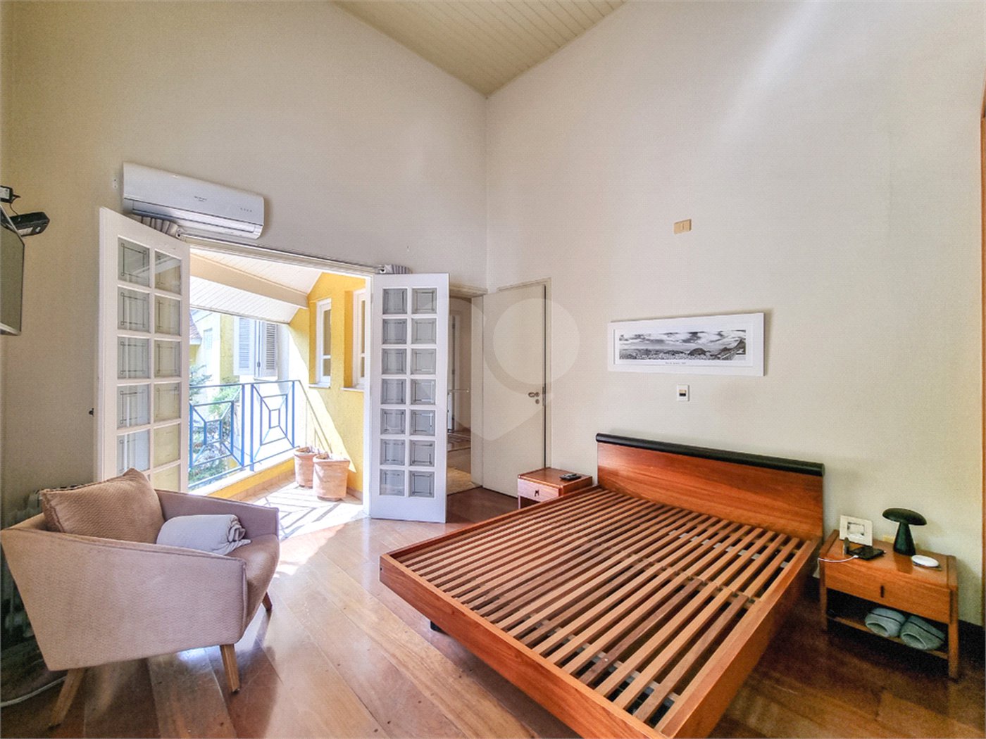 Casa à venda com 4 suítes no condomínio Annecy Village, São Paulo - SP