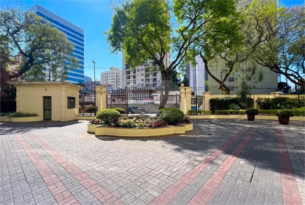 Apartamento à venda ou para alugar com 2 quartos em Vila Olímpia, São Paulo, SP
