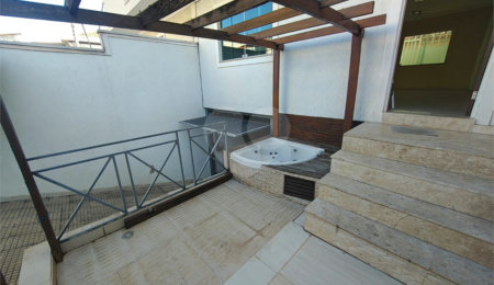 Sobrado à venda com 3 quartos, sendo 1 suíte,  em Vila Guilherme, São Paulo, SP