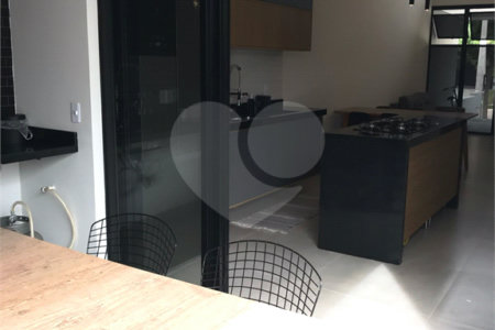 Casa à venda com 3 suítes no condomínio Terras de São Francisco, Sorocaba - SP