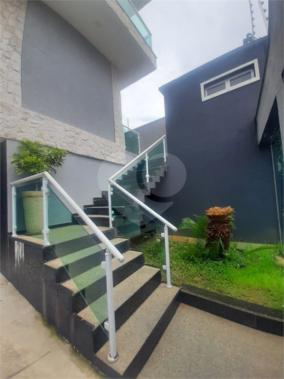 Casa à venda com 3 quartos no condomínio Pedro Voss, São Paulo - SP