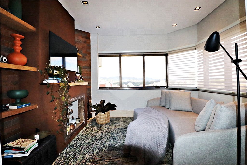 Apartamento à venda com 4 quartos, sendo 3 suítes, em Santana, São Paulo, SP