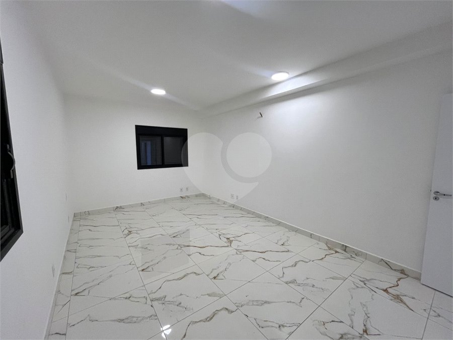Apartamento à venda com 2 suítes no Centro, Itapetininga, SP