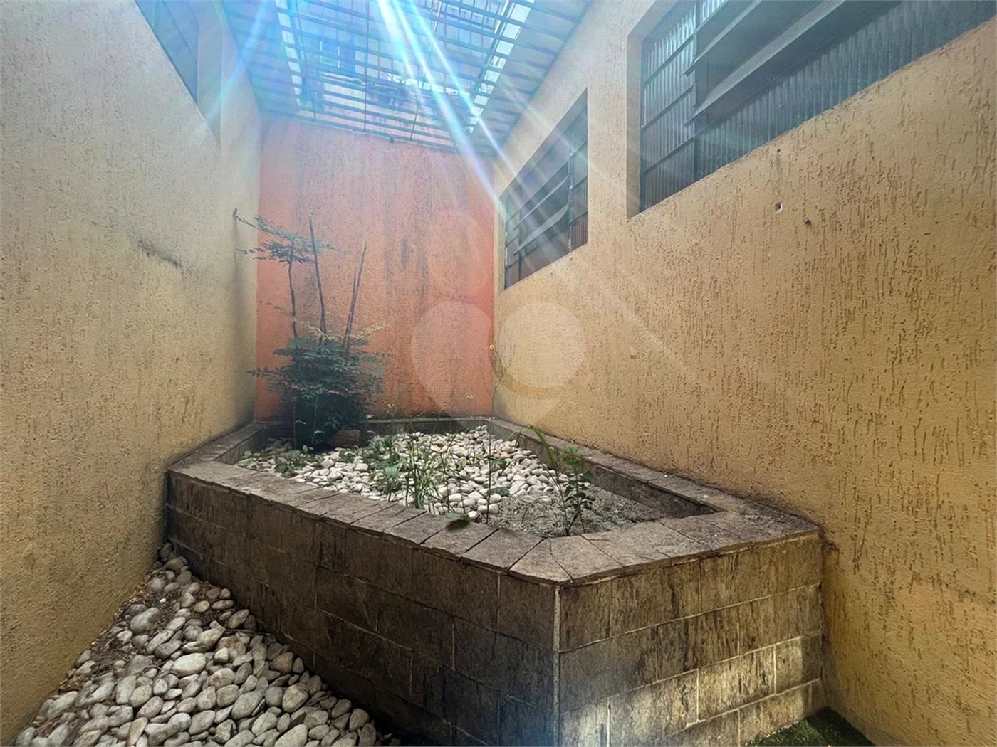 Sobrado à venda com 4 quartos, sendo 1 suíte, em Vila Guilherme, São Paulo, SP