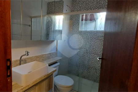 Casa à venda com 2 quartos em Vila Mazzei, Itapetininga, SP