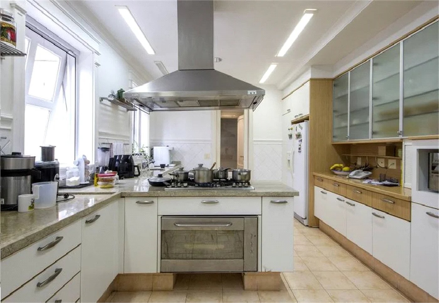 Casa à venda com 5 suítes no condomínio Pignatari, São Paulo - SP