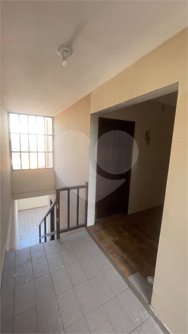 Sobrado à venda com 4 quartos, sendo 1 suíte,  em Jardim Ester Yolanda, São Paulo, SP