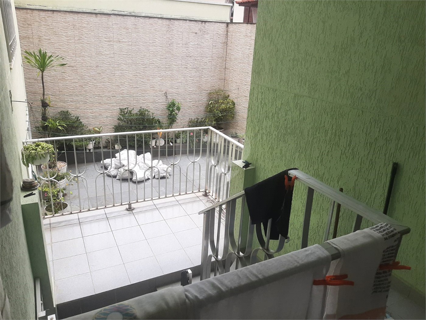 Sobrado à venda com 4 quartos, sendo 2 suítes, em Tremembé, São Paulo, SP
