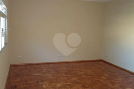 Casa à venda com 3 quartos, sendo 1 suíte, em Vila Prudente de Moraes, Itatiba, SP
