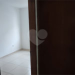 Apartamento à venda com 2 quartos em Reneville, Mairinque, SP