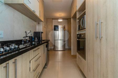 Apartamento à venda com 3 suítes em Vila Mascote, São Paulo, SP