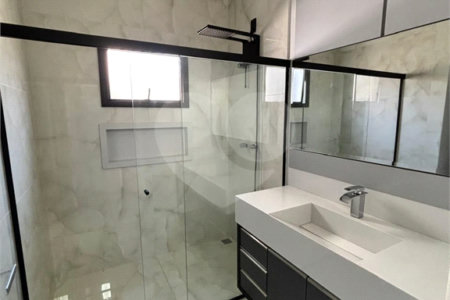Casa à venda ou para alugar com 3 suítes no condomínio Residencial Milano, Indaiatuba - SP
