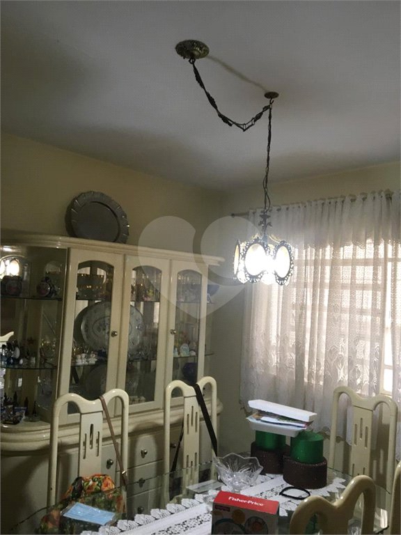 Sobrado à venda com 4 quartos, sendo 2 suítes, em Parada Inglesa, São Paulo, SP