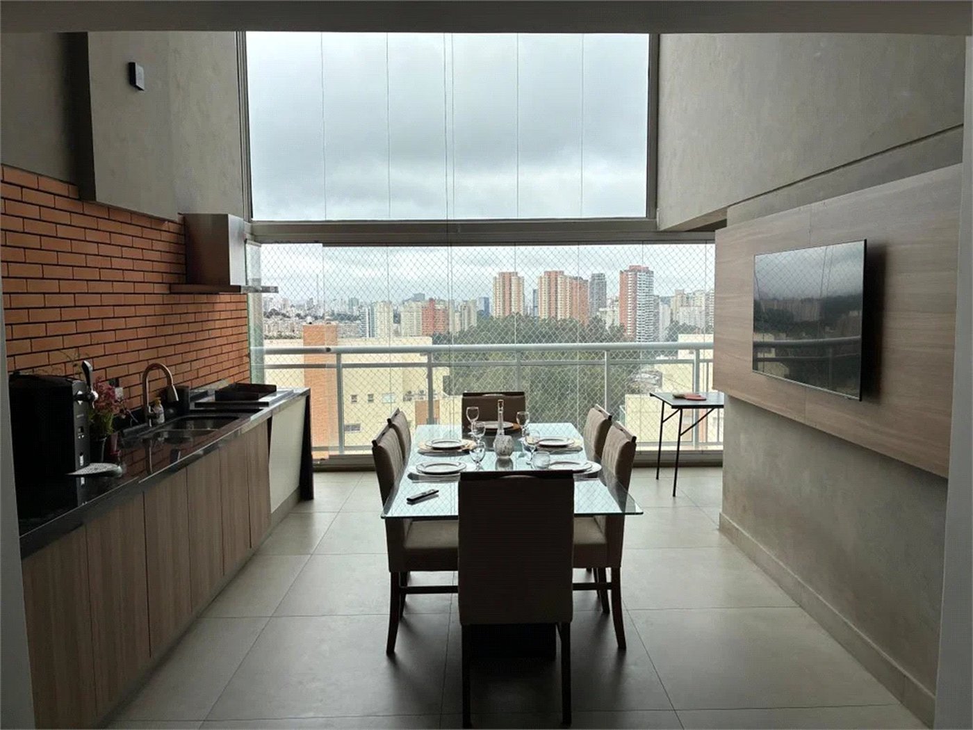 Apartamento à venda com 4 quartos, sendo 3 suítes,  em Vila Andrade, São Paulo, SP