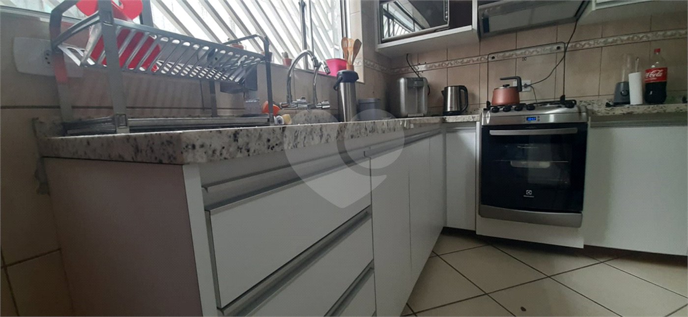 Sobrado à venda com 4 quartos, sendo 1 suíte,  em Tremembé, São Paulo, SP